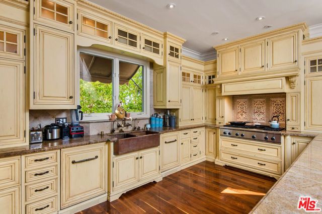 24908 Bella Vista Drive, Calabasas, CA 91302