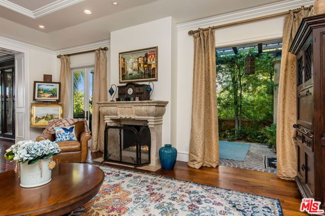 24908 Bella Vista Drive, Calabasas, CA 91302