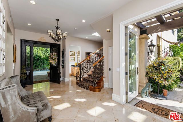24908 Bella Vista Drive, Calabasas, CA 91302