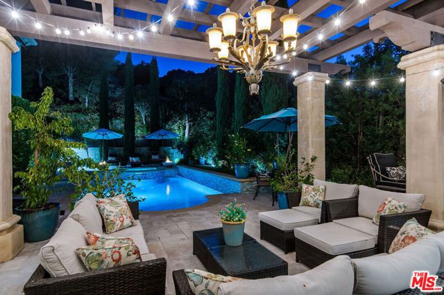 24908 Bella Vista Drive, Calabasas, CA 91302