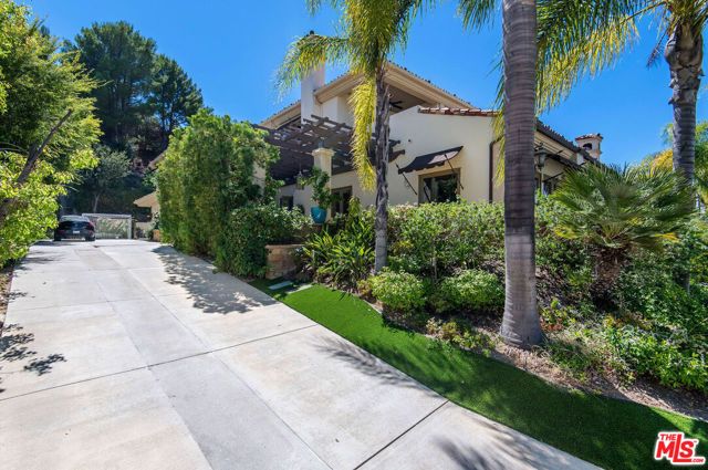 24908 Bella Vista Drive, Calabasas, CA 91302