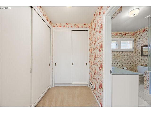 7880 Sw Westmoor Way, Portland, OR 97225