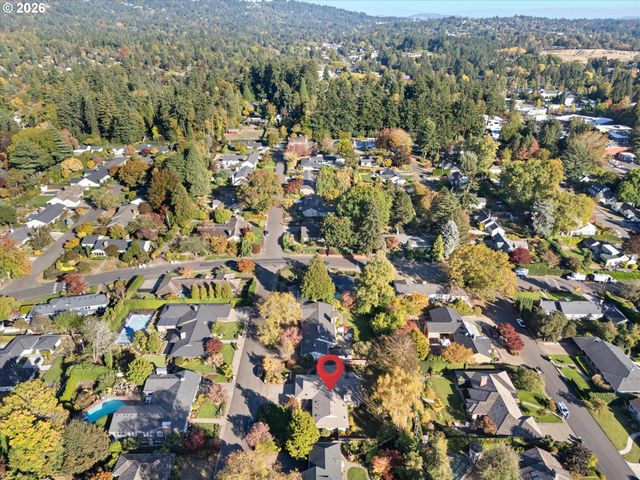 7880 Sw Westmoor Way, Portland, OR 97225