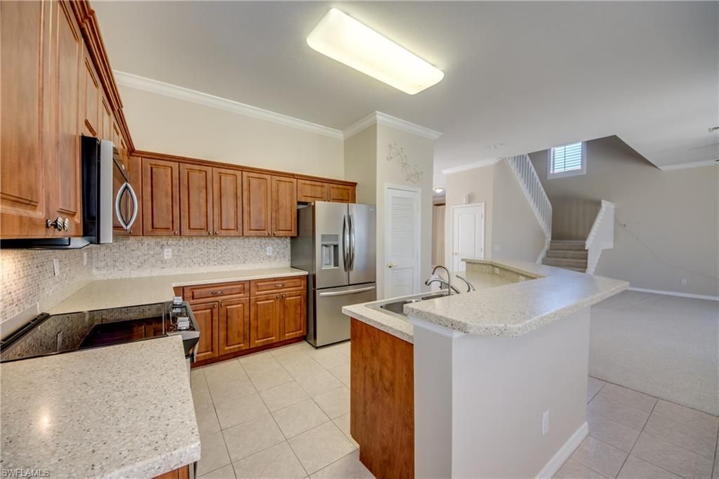 Image 26 of property listing at 2669 Sunset Lake DR, Cape Coral, FL 33909