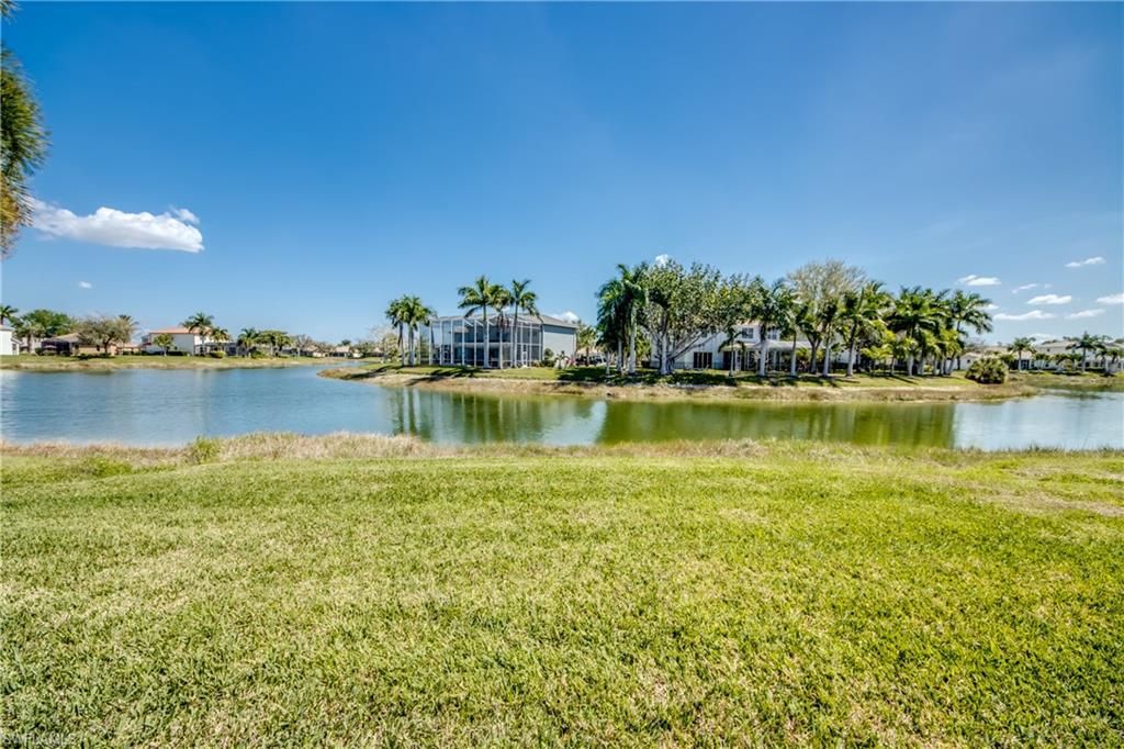 Image 44 of property listing at 2669 Sunset Lake DR, Cape Coral, FL 33909