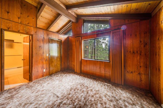 4949 Steelhead Ln, Pollock Pines, CA 95726