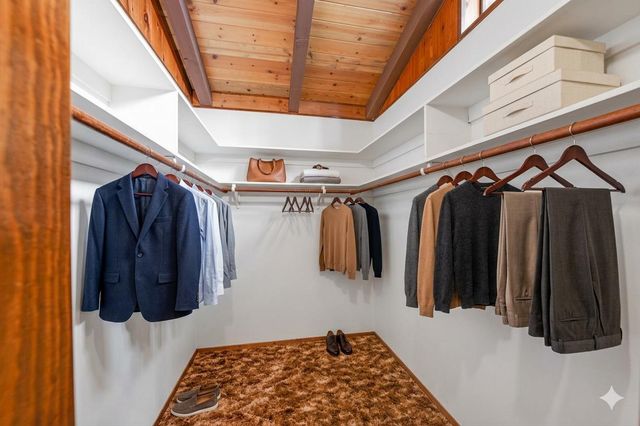 4949 Steelhead Ln, Pollock Pines, CA 95726