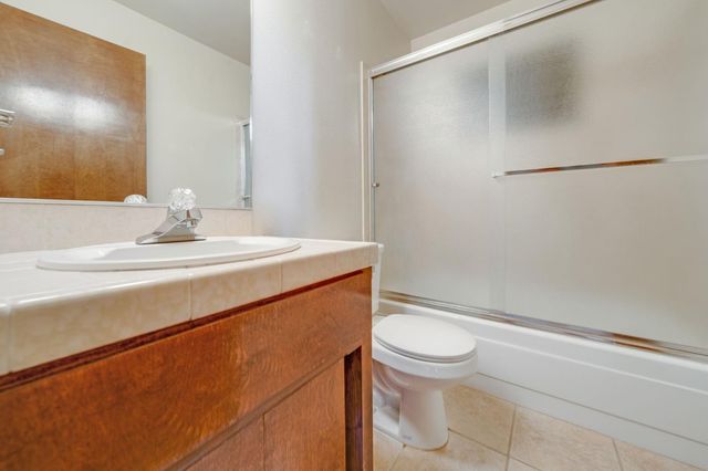 4949 Steelhead Ln, Pollock Pines, CA 95726