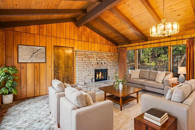 4949 Steelhead Ln, Pollock Pines, CA 95726