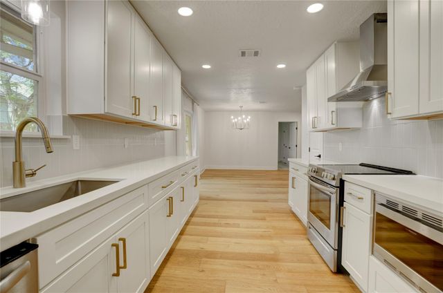 5514 Indigo Street, Houston, TX 77096