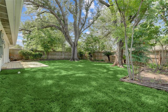 5514 Indigo Street, Houston, TX 77096