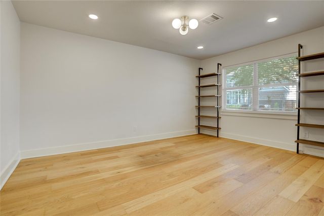 5514 Indigo Street, Houston, TX 77096