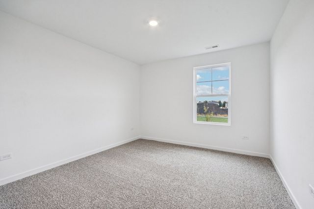 9957 Edgebrook Lane, Huntley, IL 60142