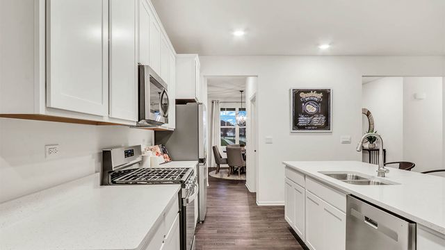 9957 Edgebrook Lane, Huntley, IL 60142