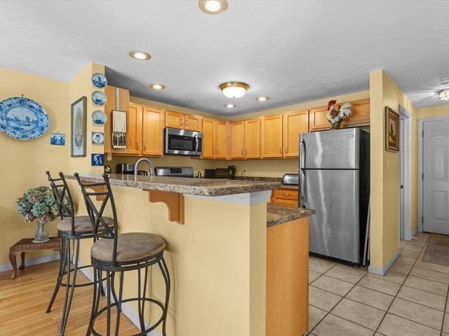 29 Coldspring Dr B, Sutton, MA 01590