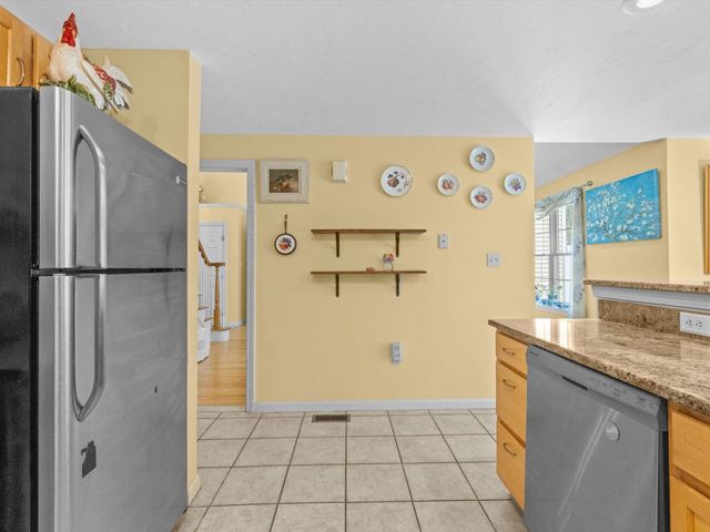 29 Coldspring Dr B, Sutton, MA 01590