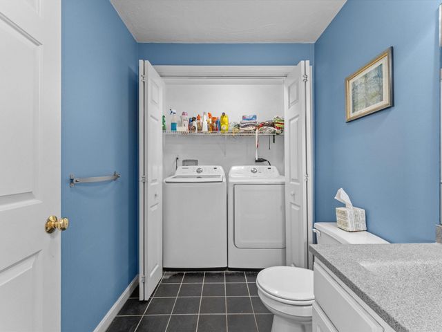29 Coldspring Dr B, Sutton, MA 01590