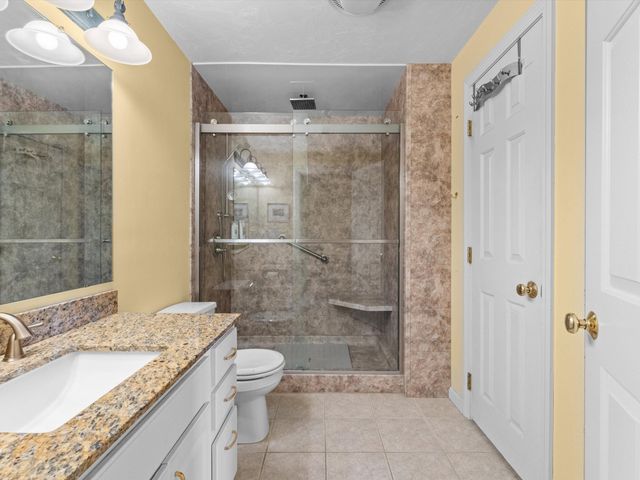 29 Coldspring Dr B, Sutton, MA 01590