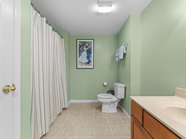 29 Coldspring Dr B, Sutton, MA 01590