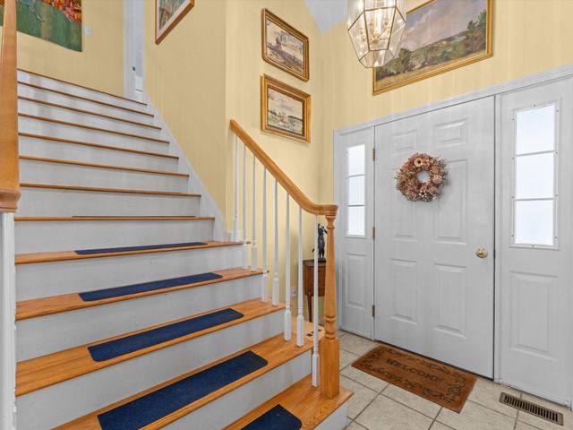 29 Coldspring Dr B, Sutton, MA 01590