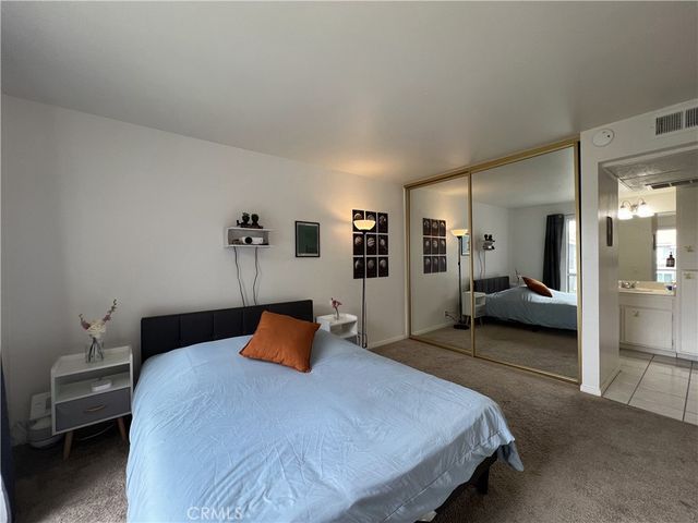 2847 S Fairview Street H, Santa Ana, CA 92704