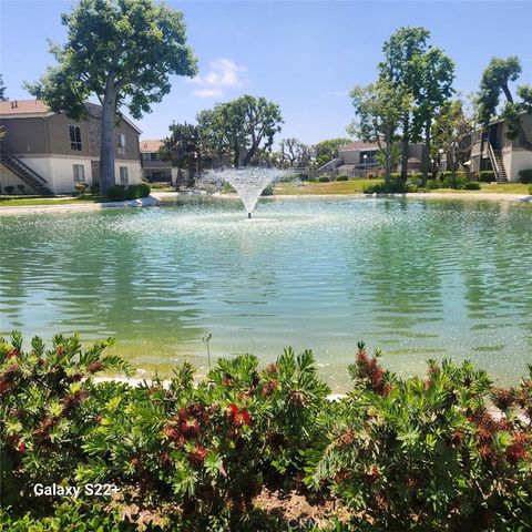2847 S Fairview Street H, Santa Ana, CA 92704