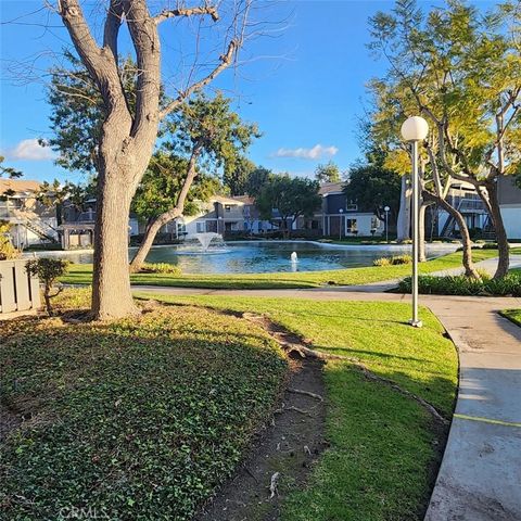 2847 S Fairview Street H, Santa Ana, CA 92704