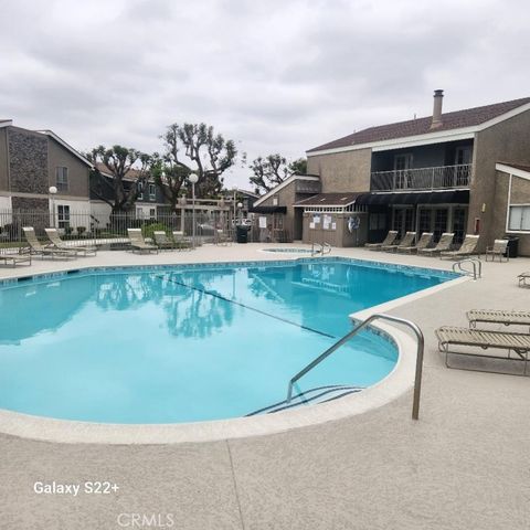 2847 S Fairview Street H, Santa Ana, CA 92704