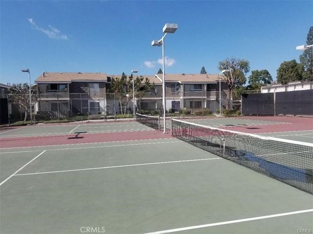 2847 S Fairview Street H, Santa Ana, CA 92704