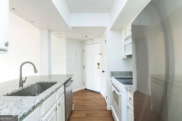 1 Biscayne Drive 304, Atlanta, GA 30309