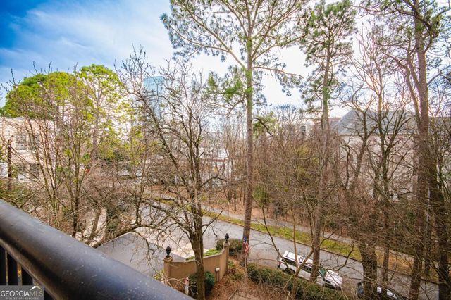 1 Biscayne Drive 304, Atlanta, GA 30309