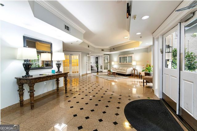 1 Biscayne Drive 304, Atlanta, GA 30309