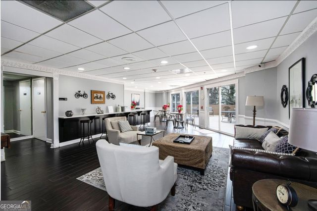 1 Biscayne Drive 304, Atlanta, GA 30309