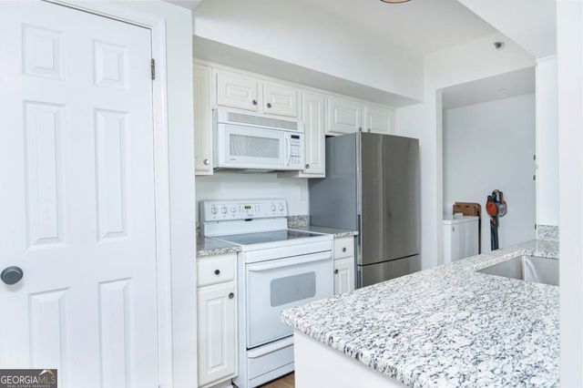 1 Biscayne Drive 304, Atlanta, GA 30309