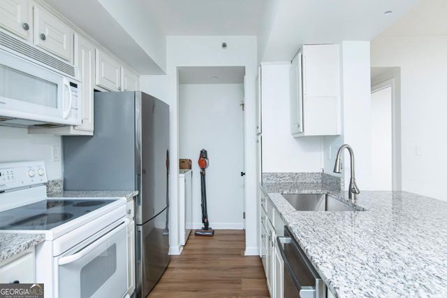 1 Biscayne Drive 304, Atlanta, GA 30309