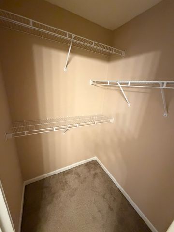 1726 Luton Dr, La Vergne, TN 37086