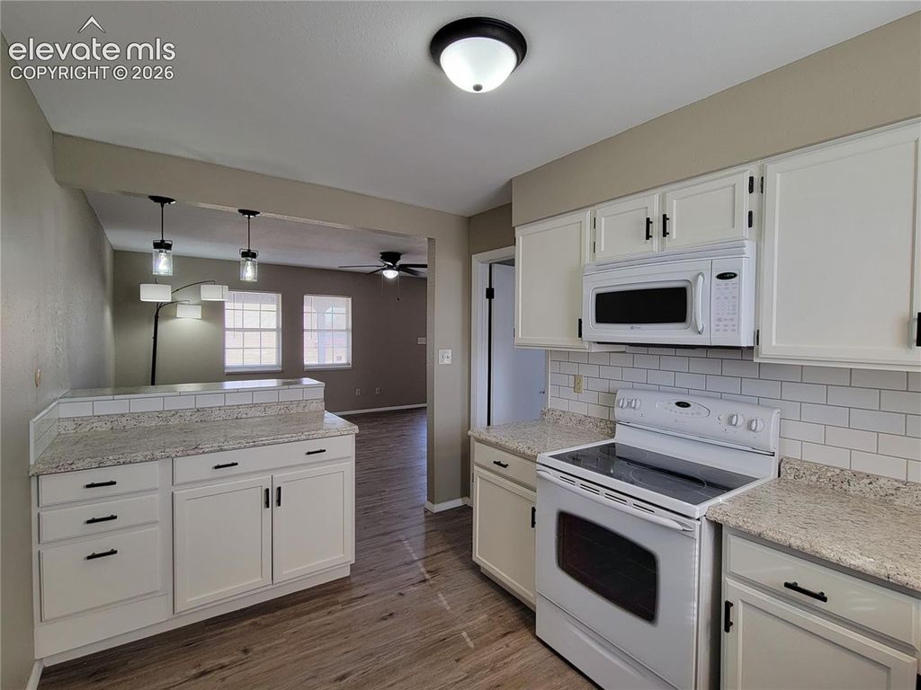 822 E 12th Street, La Junta, CO 81050 — photo 4
