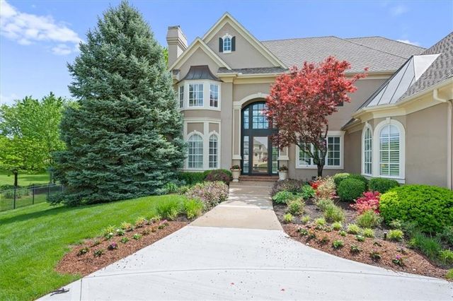 15405 Knox Street, Overland Park, KS 66221