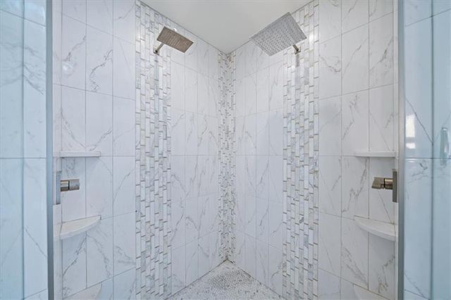 15405 Knox Street, Overland Park, KS 66221