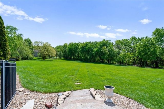 15405 Knox Street, Overland Park, KS 66221