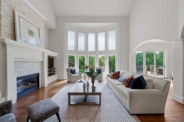 15405 Knox Street, Overland Park, KS 66221