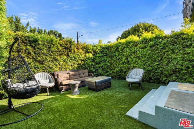 801 Howard Street, Los Angeles, CA 90292