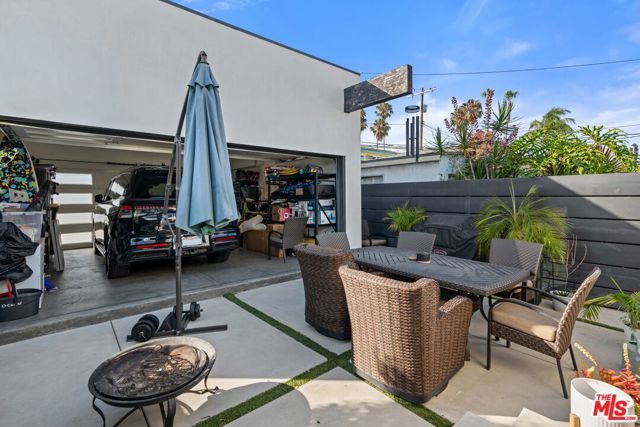 801 Howard Street, Los Angeles, CA 90292