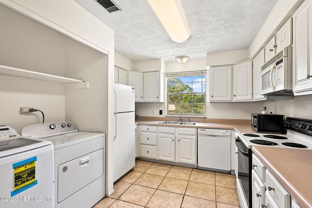 4915 BAYMEADOWS Road 6G, Jacksonville, FL 32217