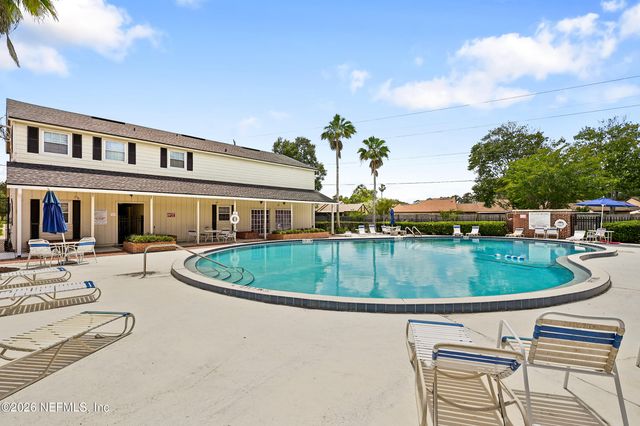 4915 BAYMEADOWS Road 6G, Jacksonville, FL 32217