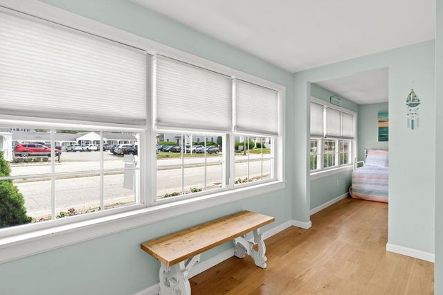 527 Ocean Boulevard, Hampton, NH 03842