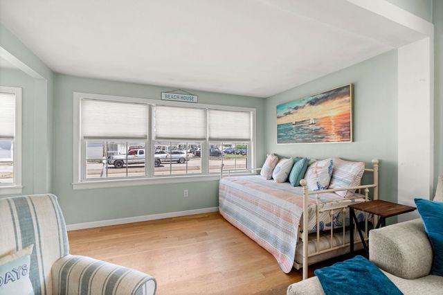 527 Ocean Boulevard, Hampton, NH 03842