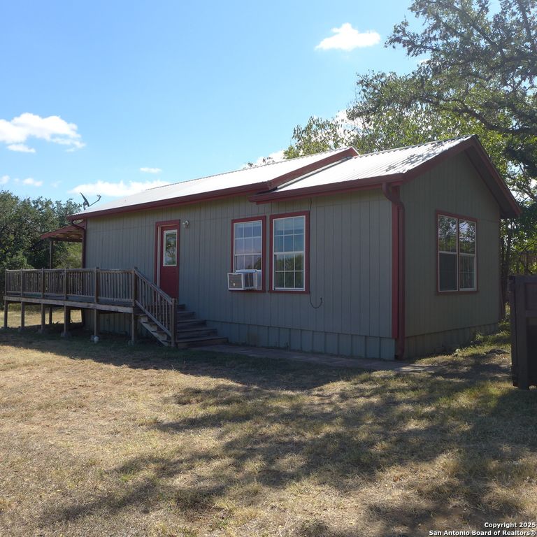 23-B Us-87 N B, Comfort, TX 78013