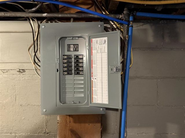 420 Robert Street, Ludington, MI 49431