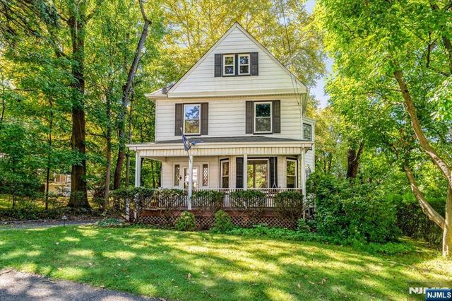 194 Christie Heights Street, Leonia, NJ 07605